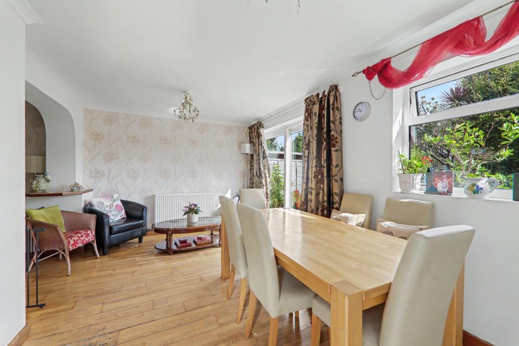 House in Worthing, West Sussex - More