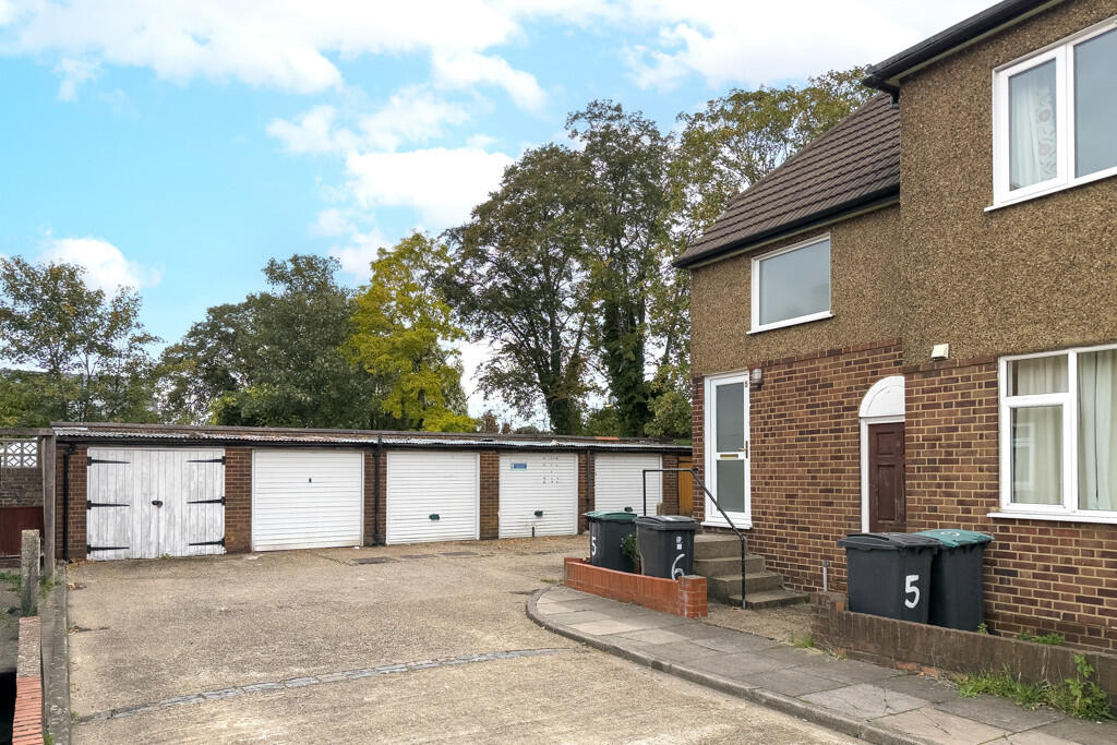 Apartment in London, Tottenham - View 2