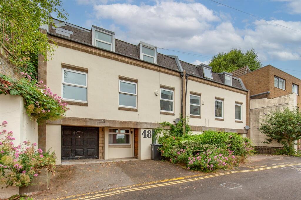 Main image of property: Dove Street, Bristol, BS2
