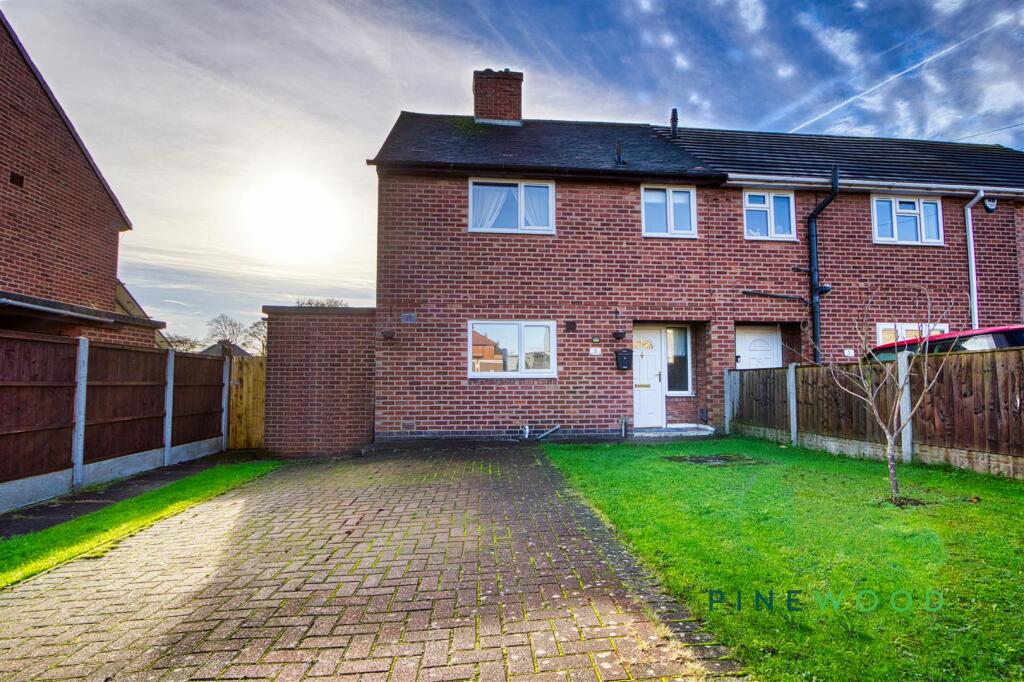 Main image of property: Redfern Street, New Tupton, Chesterfield, Derbyshire, S42