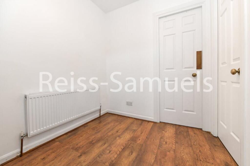 5 bedroom town house for rent