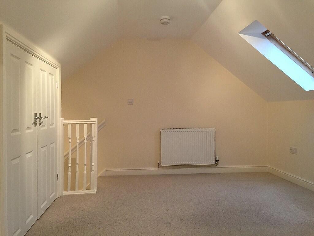 Oulton Road, Stone, ST15 photo 4