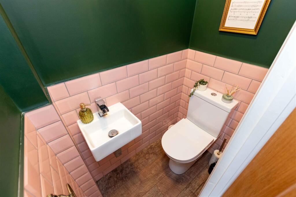 House in Worthing, West Sussex - More