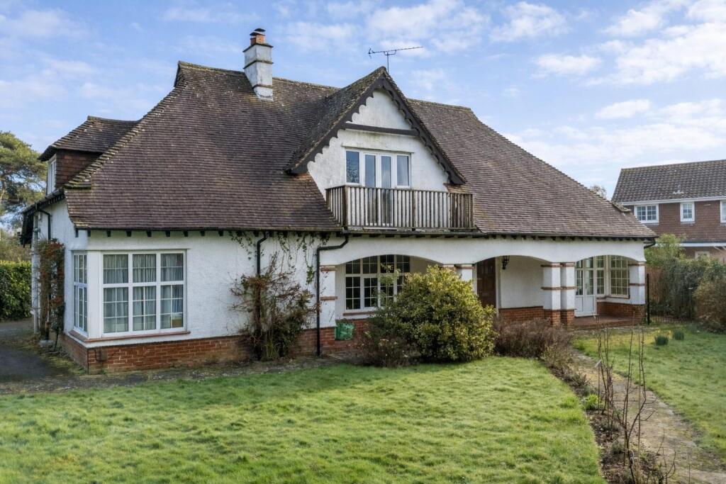 Main image of property: Old Street, Hill Head, Fareham