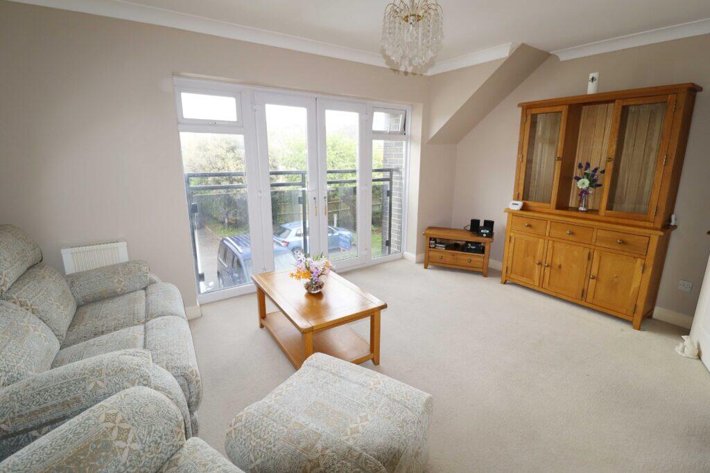 Apartment in Havant, Hampshire - More