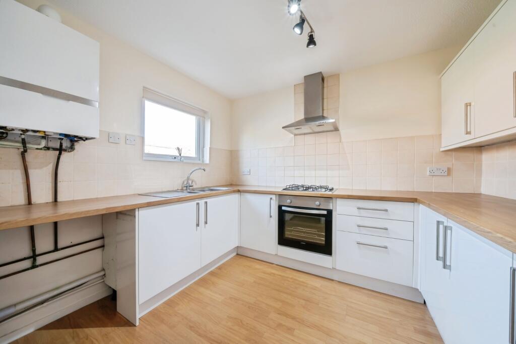 Curlew Grove, Birchwood, Warrington, Cheshire, WA3 – pohled 2