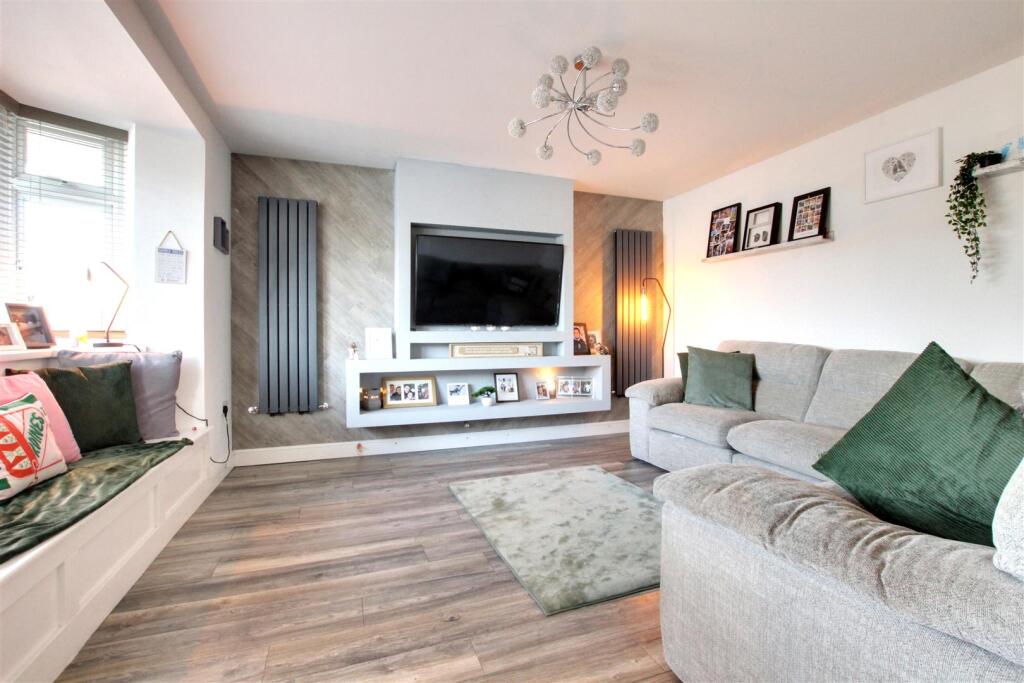 Lowfield Road, Anlaby, Hull photo 3