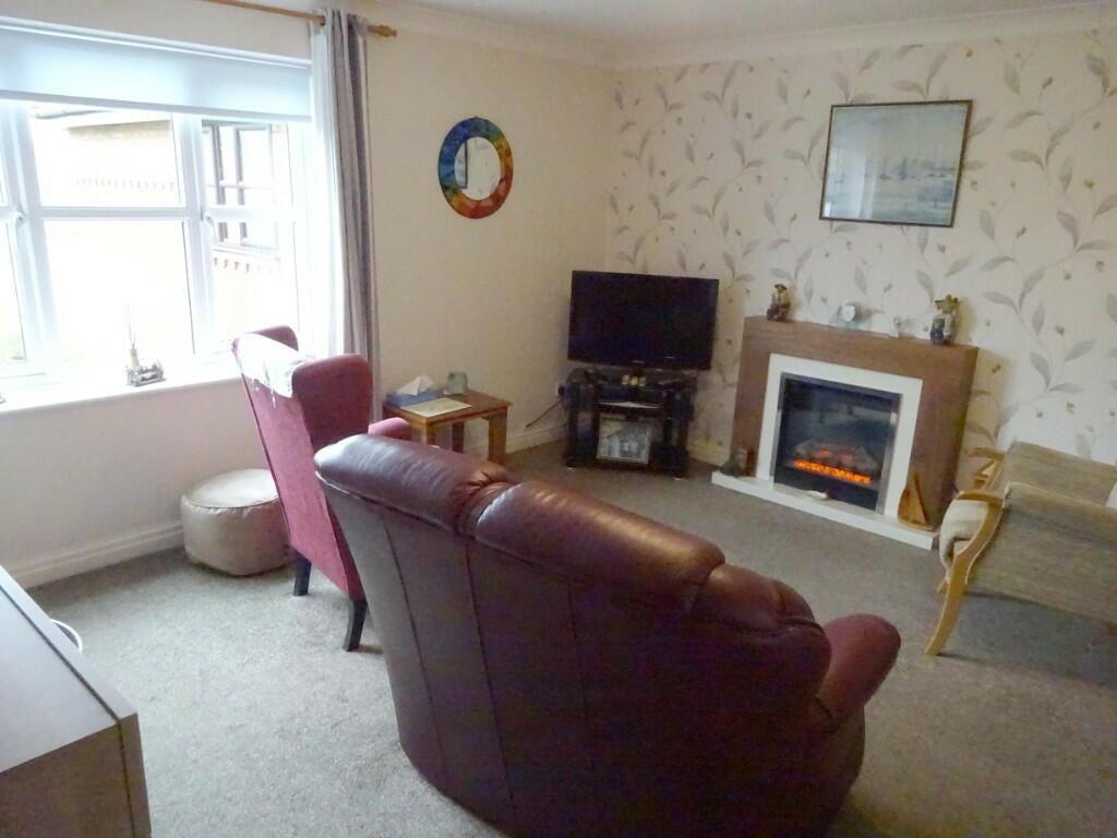 Kittiwake Close, Thornton-Cleveleys, Lancashire, FY5 photo 4