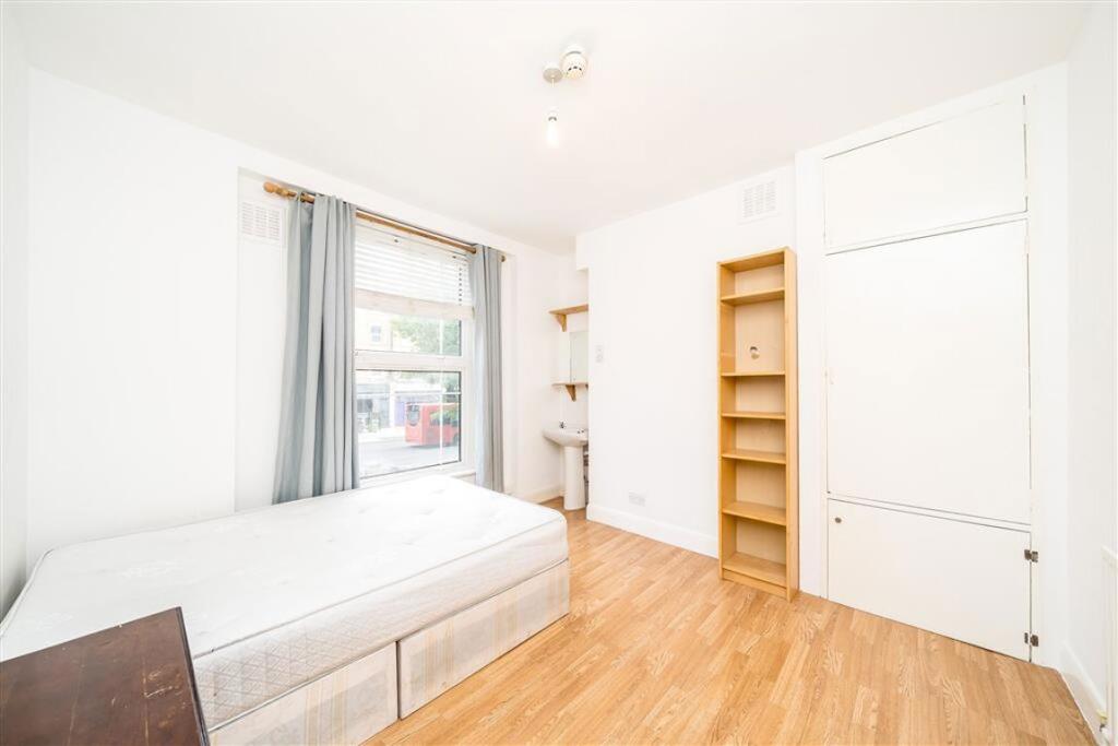 Apartment in London - View 4