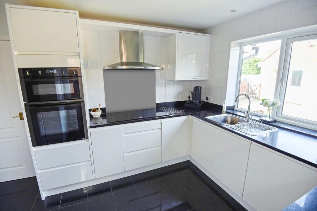 House in Hemel Hempstead, Edgcott - View 5