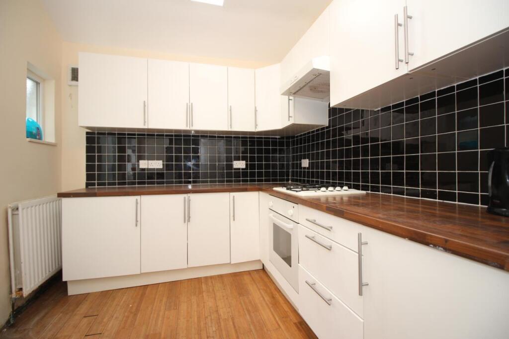House in Newcastle upon Tyne - View 5