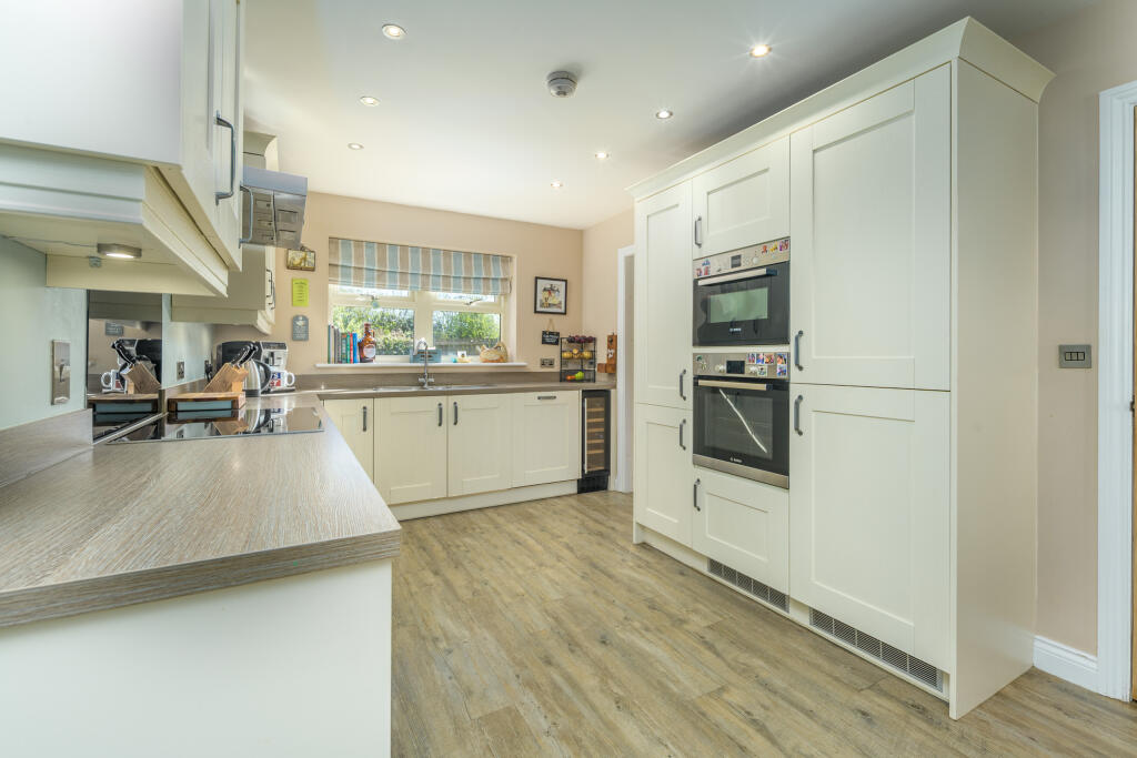 House in Longhorsley, Whemleyburn - More