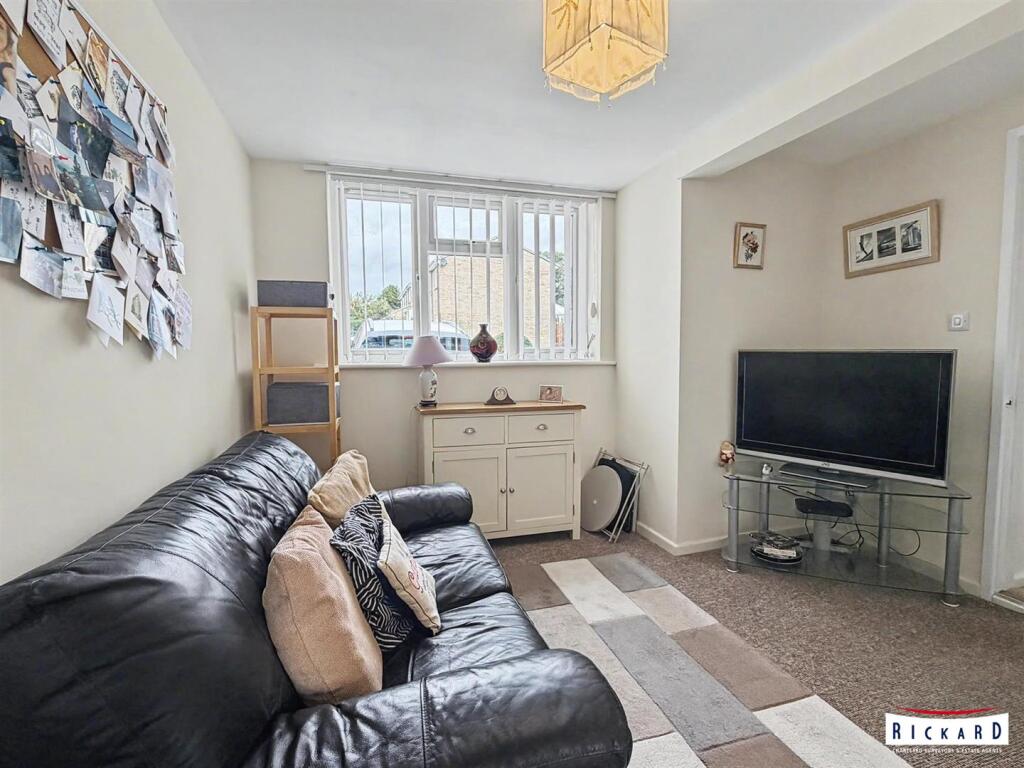 House in Pegswood, Northumberland - More
