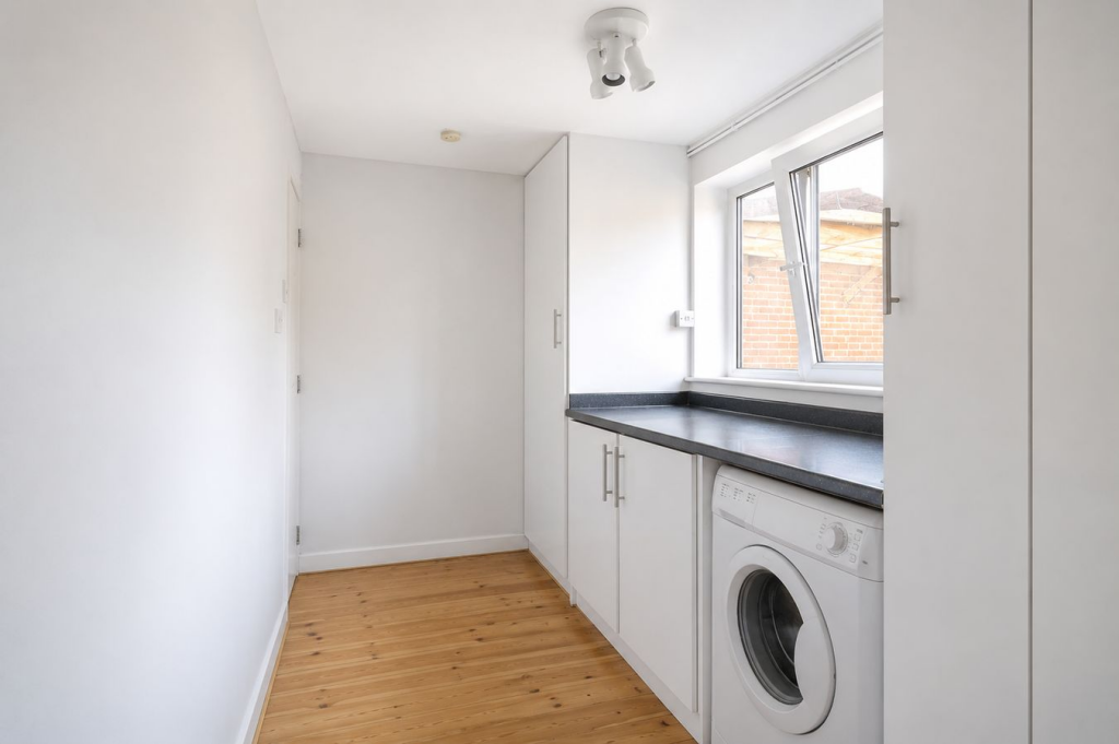 House in Boughton, Sunnyside, Kingsthorpe - More