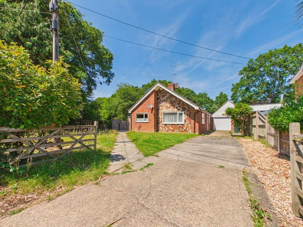 Main image of property: Bromley Green Road, Ruckinge, TN26
