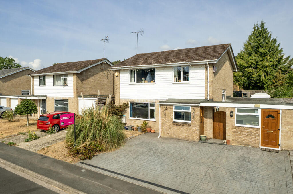 Main image of property: Goodwood Close, Burghfield Common, Reading, Berkshire, RG7