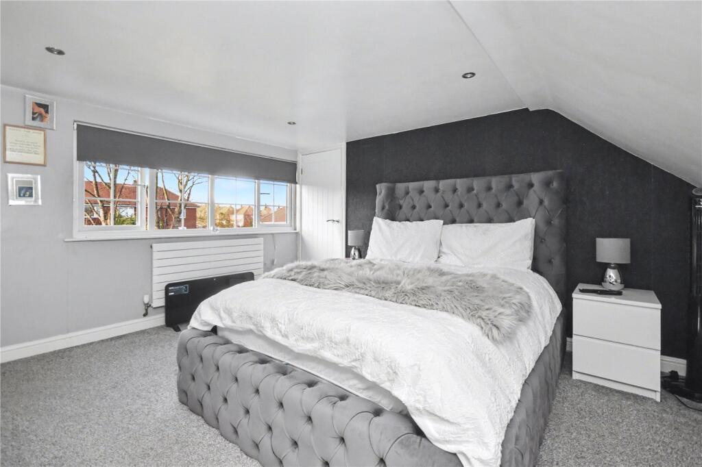 Main image of property: Valley Mount, Kippax, Leeds, West Yorkshire