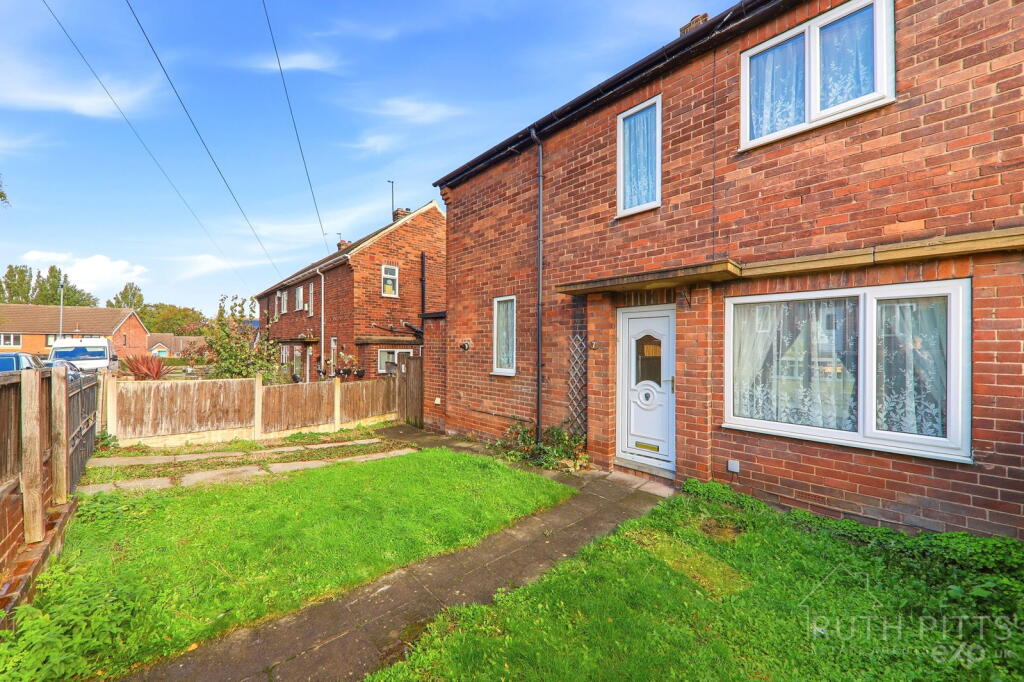 House in Wakefield, Hemsworth - View 3