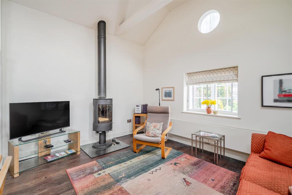 House in Bridport, Dorset - View 6