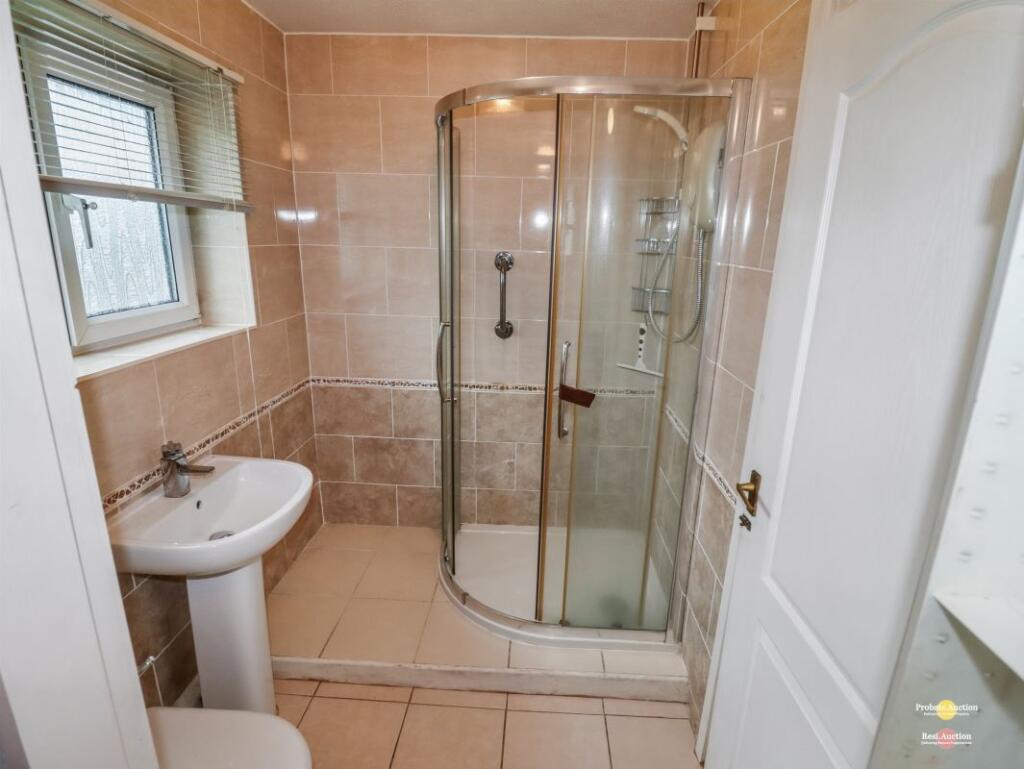 Additional image 15 of 33 Carperley Crescent, Denholme, Bradford, West Yorkshire, BD13 4BU