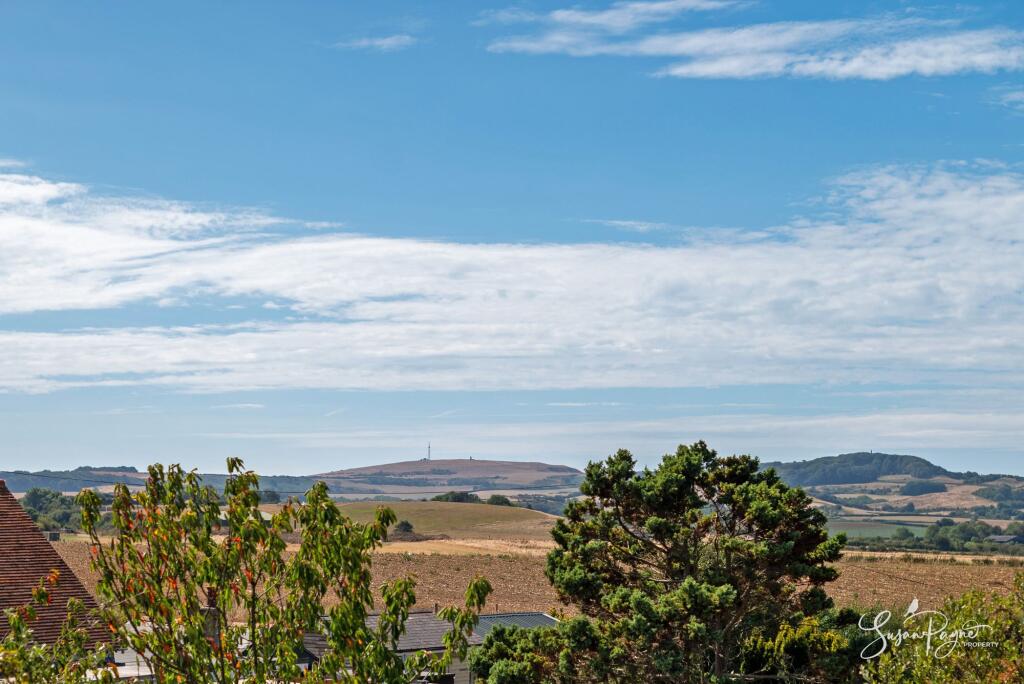 House in Godshill, Isle of Wight - View 2