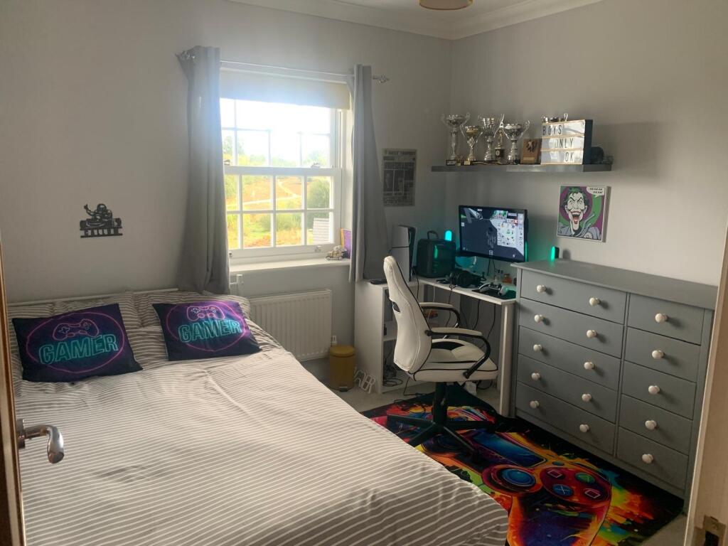 Additional image 20 of Southfield Drive, Yeovil