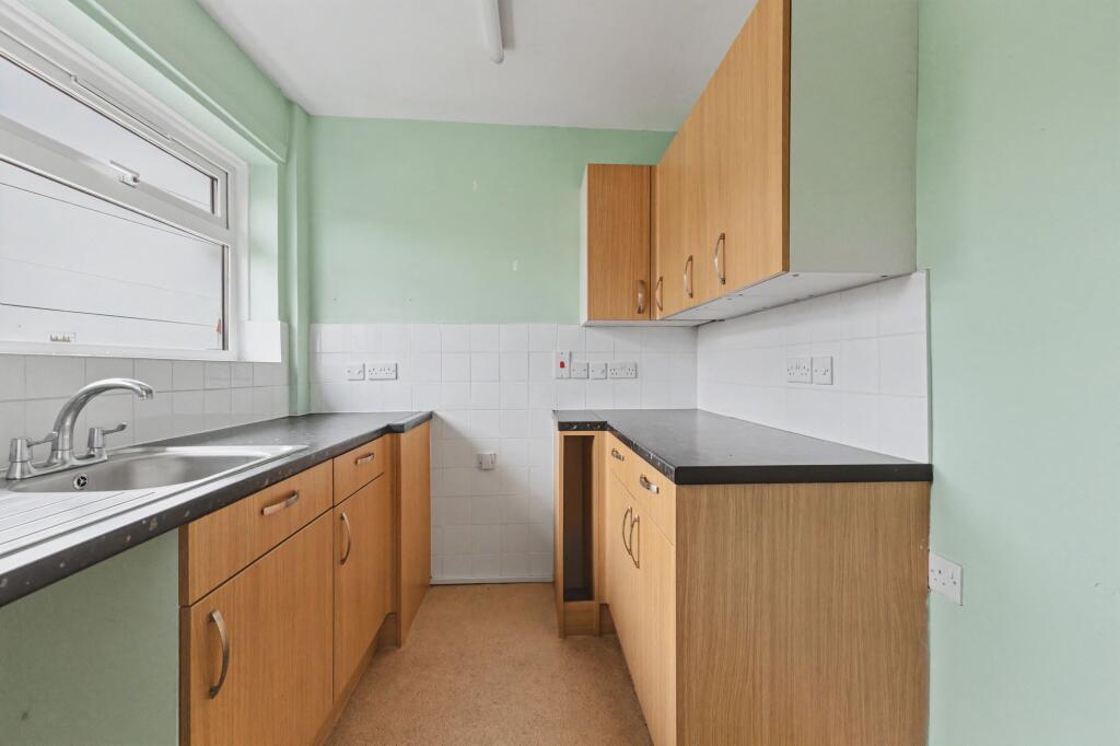 Additional image 3 of Seggs Lane, Alcester, B49