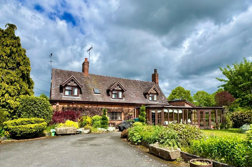 Main image of property: Crewe Road, Hatherton, Nantwich, Cheshire, CW5