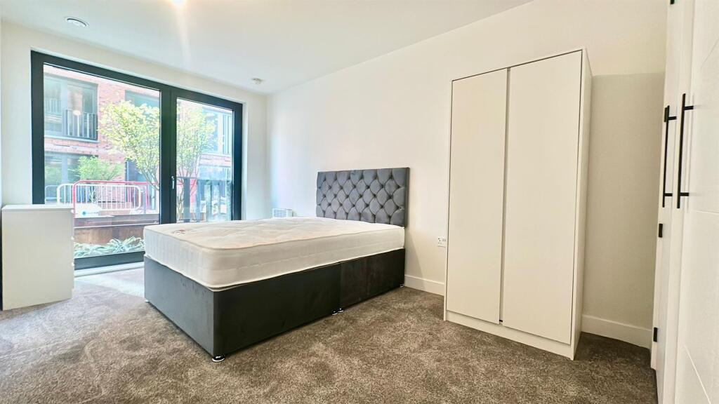 Additional image 8 of Brand New Home - Glasswater Locks, Birmingham, B4