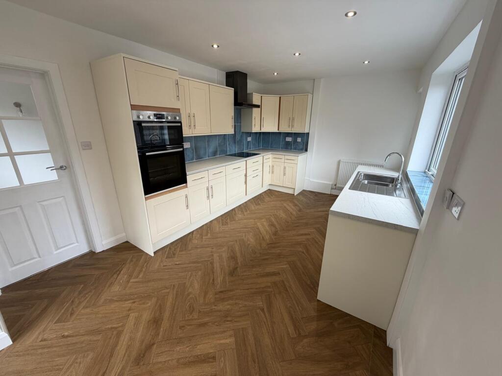 House in West Lindsey, Saxilby, Saxilby with Ingleby CP - View 4