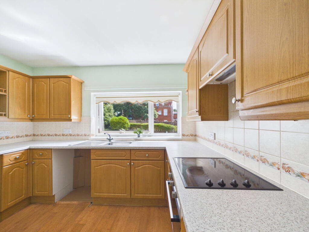 Apartment in Torquay - View 5