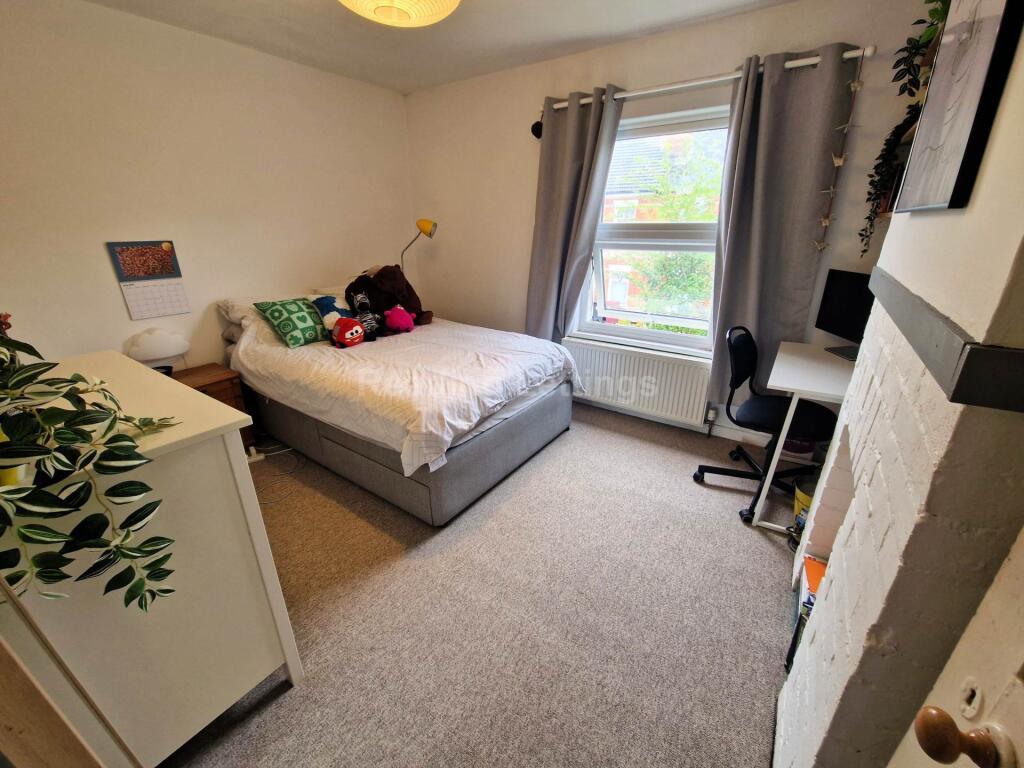 House in Reading - View 5
