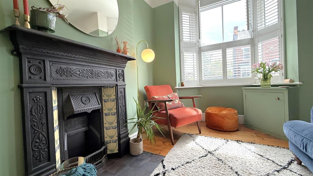 House in Birmingham, Cotteridge - View 3