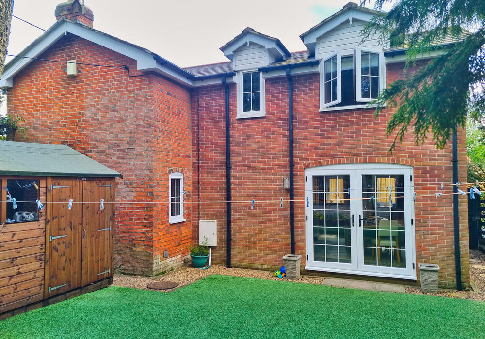House in Southampton - More