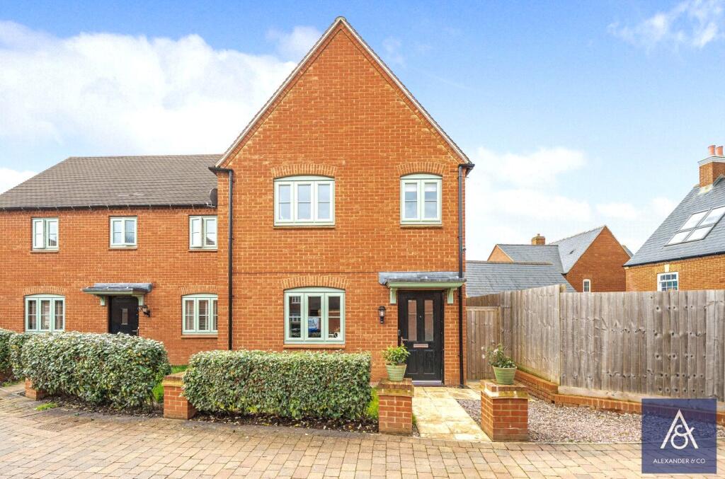 Main image of property: Prometheus Lane, Brackley, Northamptonshire