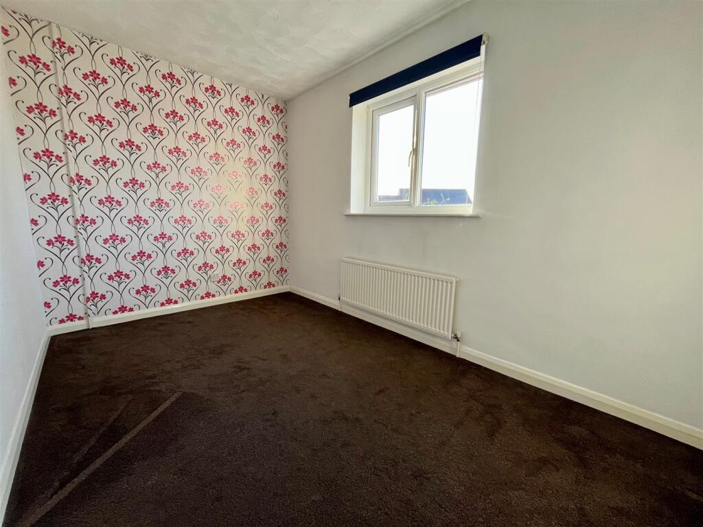 House in Hull - More