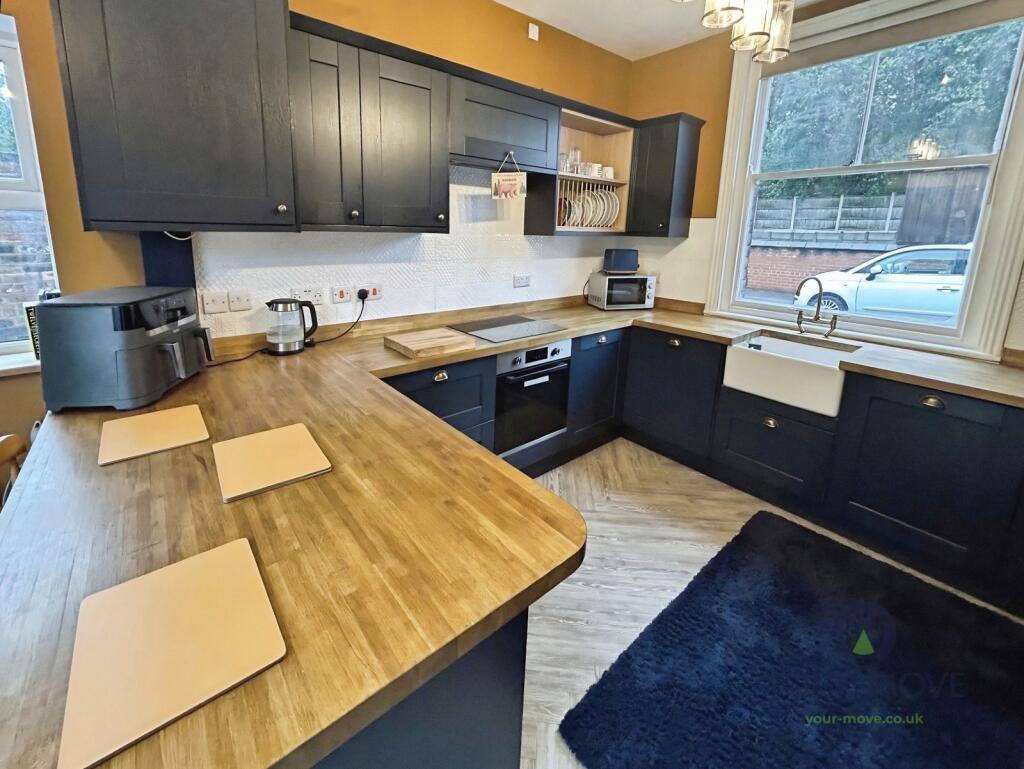 House in Stoke-on-Trent - View 5