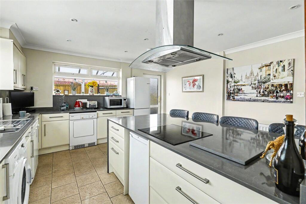 House in Knebworth - View 4