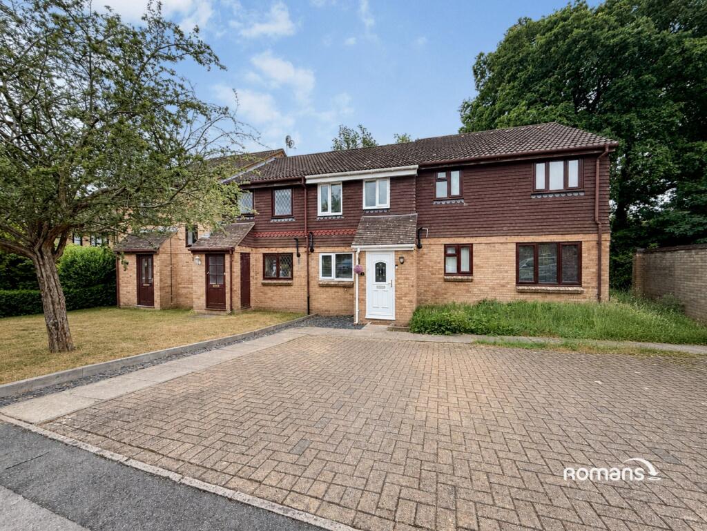 Main image of property: Long Copse Chase, Chineham, Basingstoke