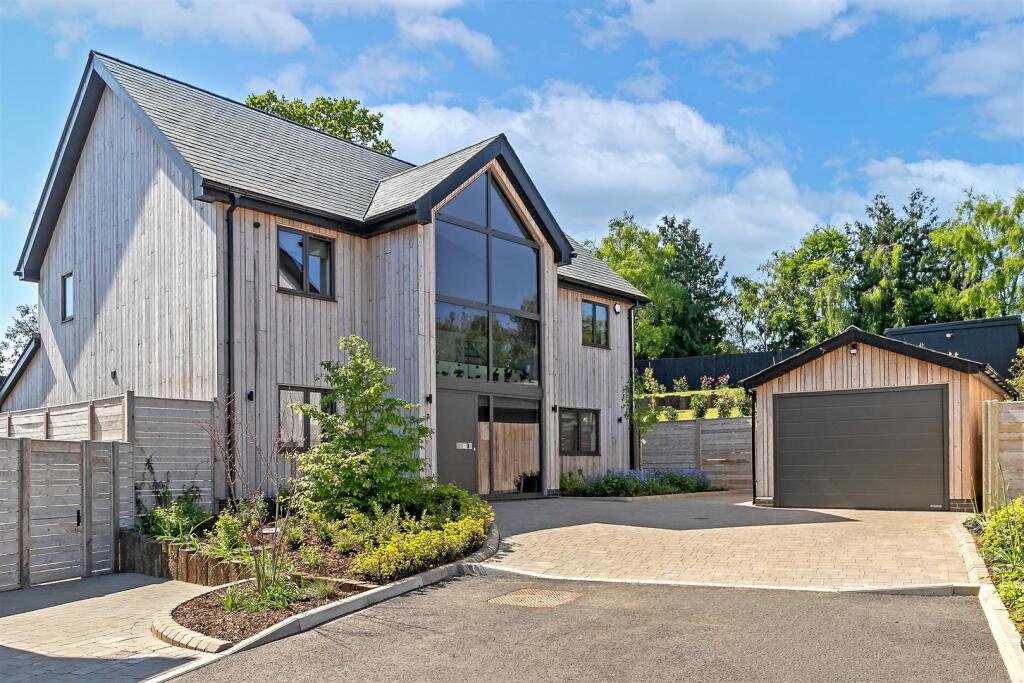 Main image of property: Silverwood Barns, St. Albans Road