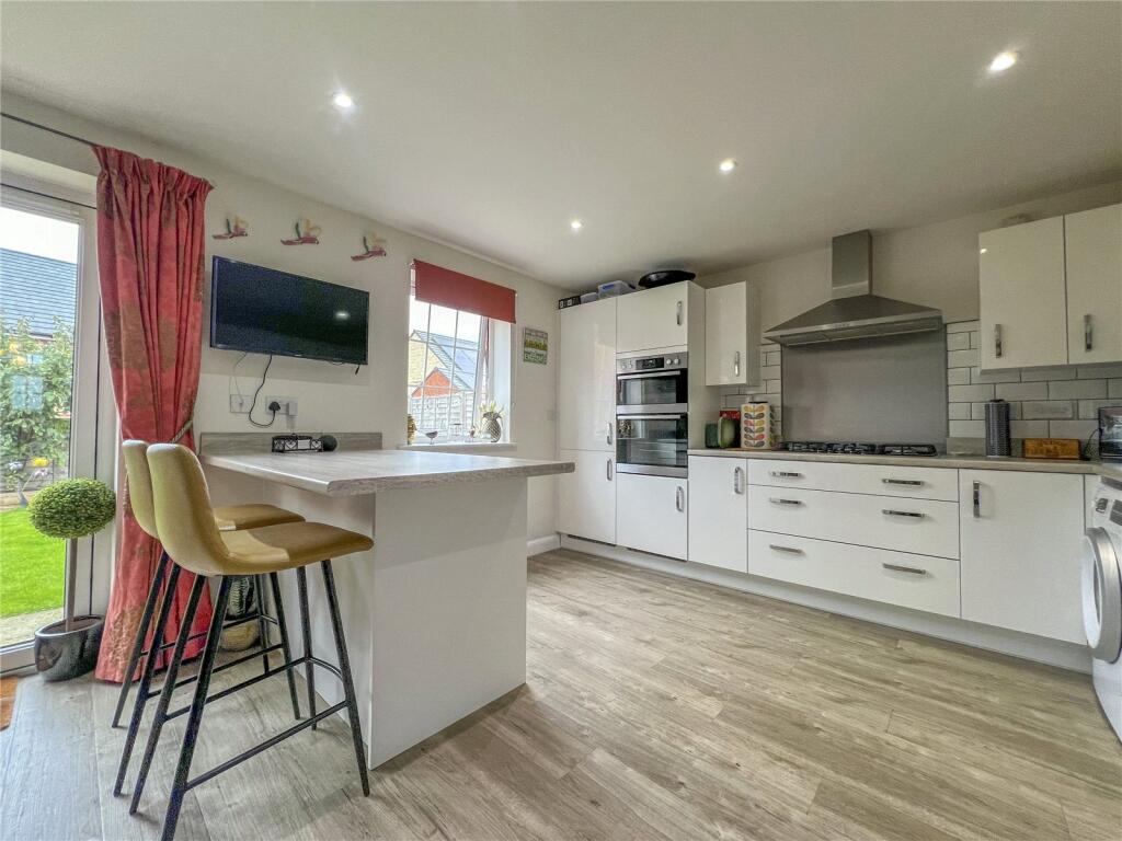 House in Swindon, Melksham - View 3