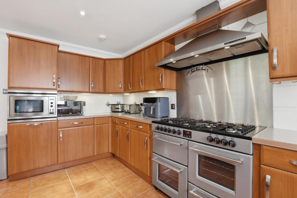 Dennistoun Road, Langbank, PA14 - View 6