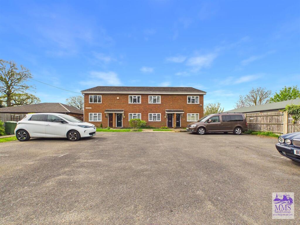 Apartment in Maidstone, Kent - View 2