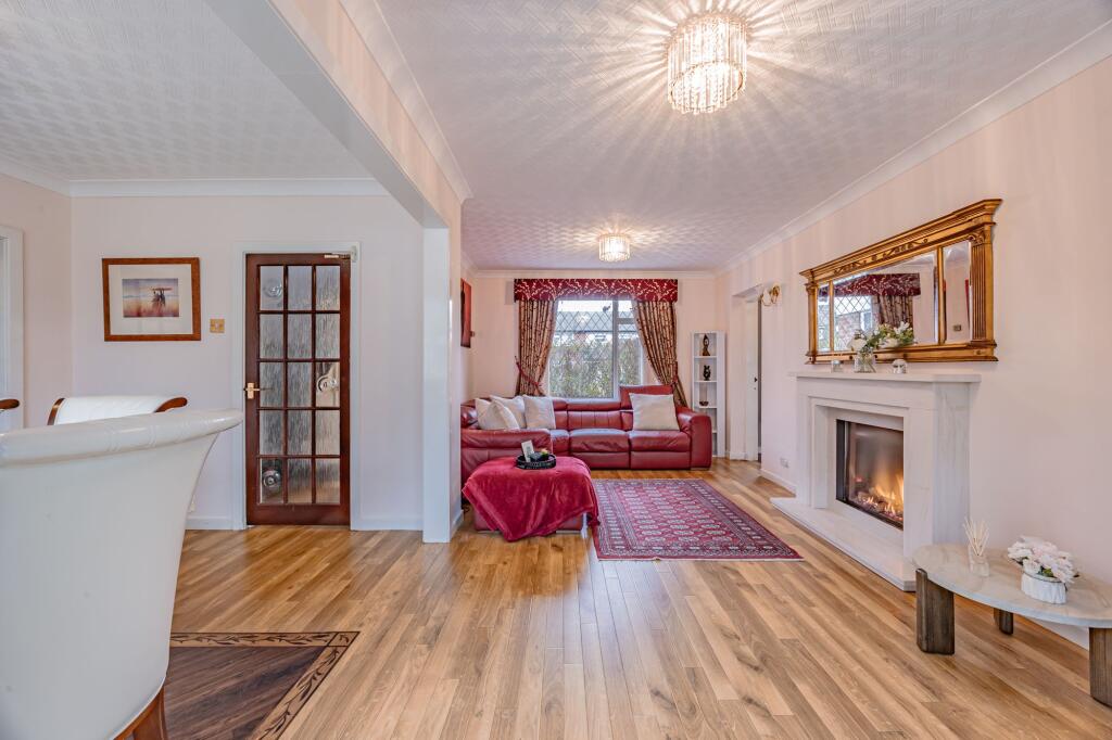 Radnormere Drive, Cheadle Hulme, SK8 photo 4