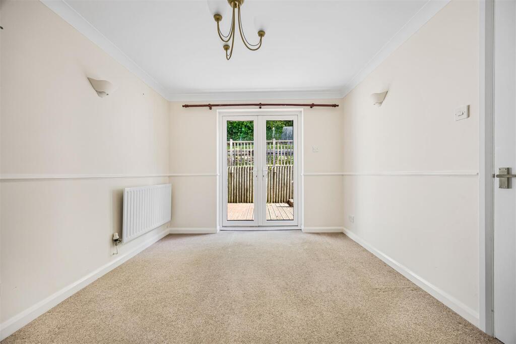 House in Reading, Caversham Heights - View 4