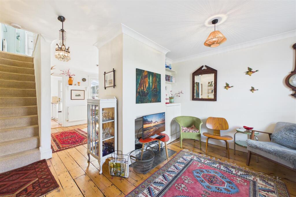 House in Portsmouth - View 4