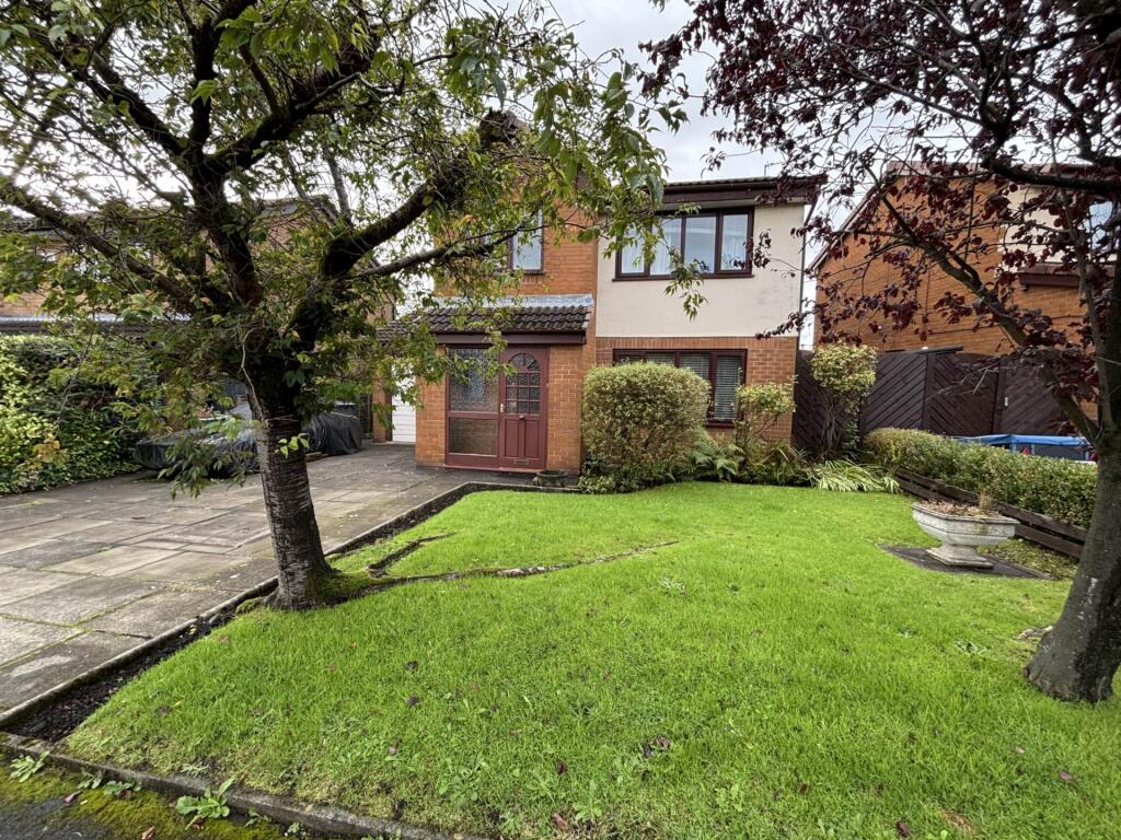 House in Oldham, Chadderton - View 2
