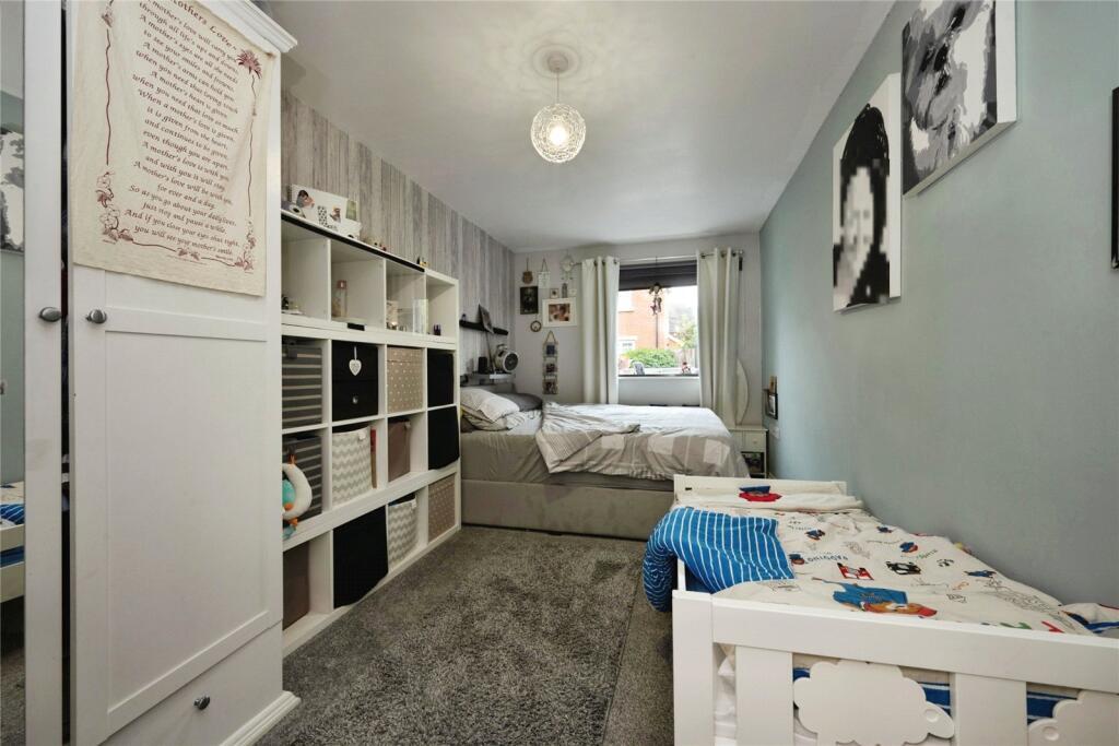 Apartment in Milton Keynes - More