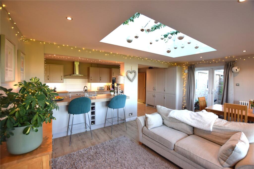 Main image of property: Wealdview Road, Heathfield, East Sussex, TN21