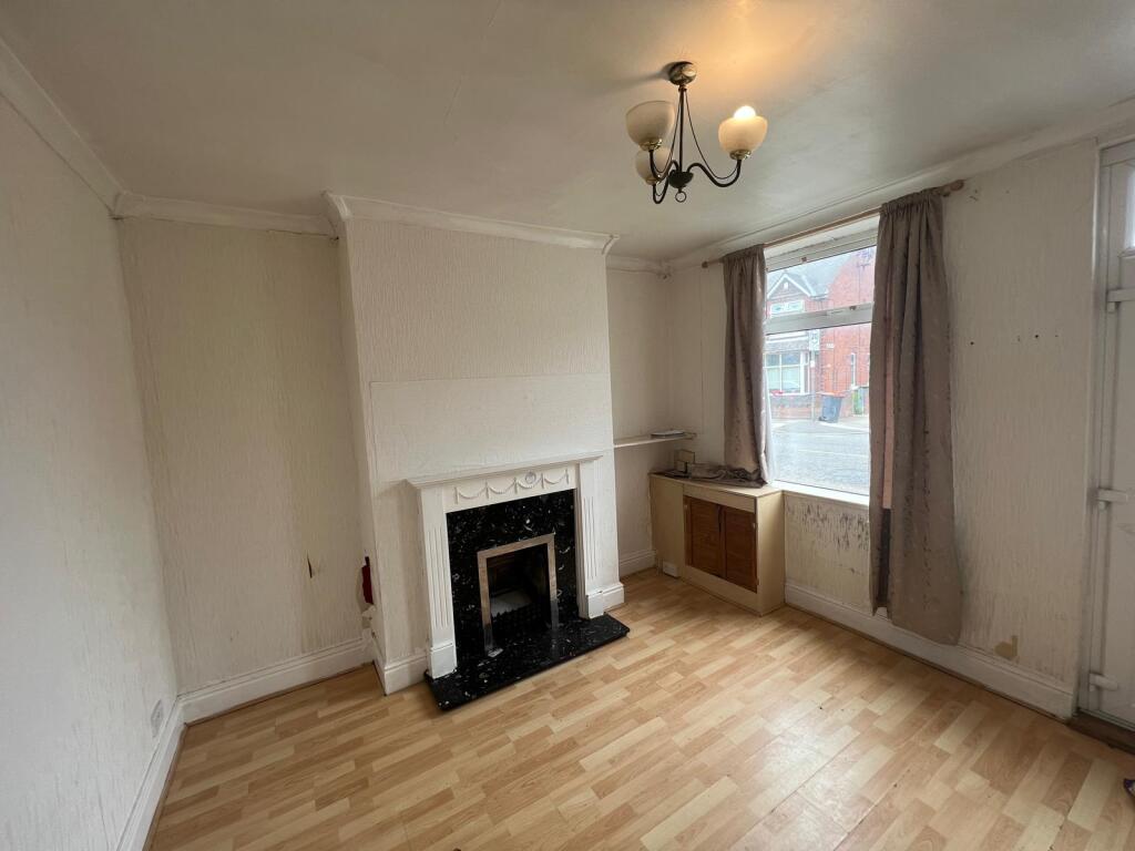 20 Priestsic Road, Sutton-In-Ashfield, Ashfield NG17 4EB - View 2
